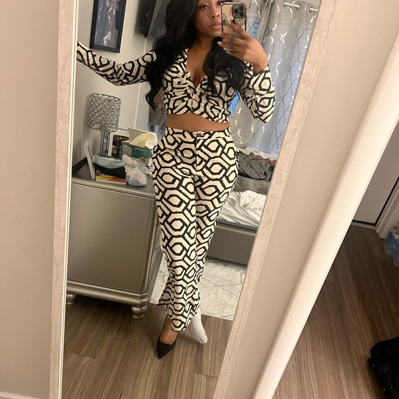 H&M flared pants - Picture 6 of 6